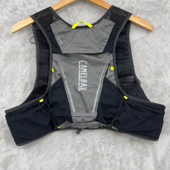 CamelBak Men's Black and Gray Hydration Vest - Picture 10 of 16